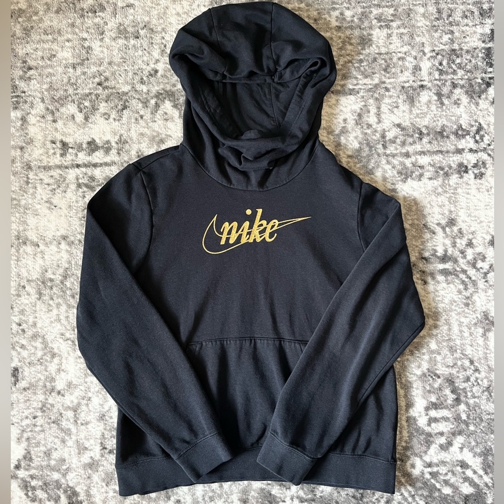 Women’s Nike Sweatshirt